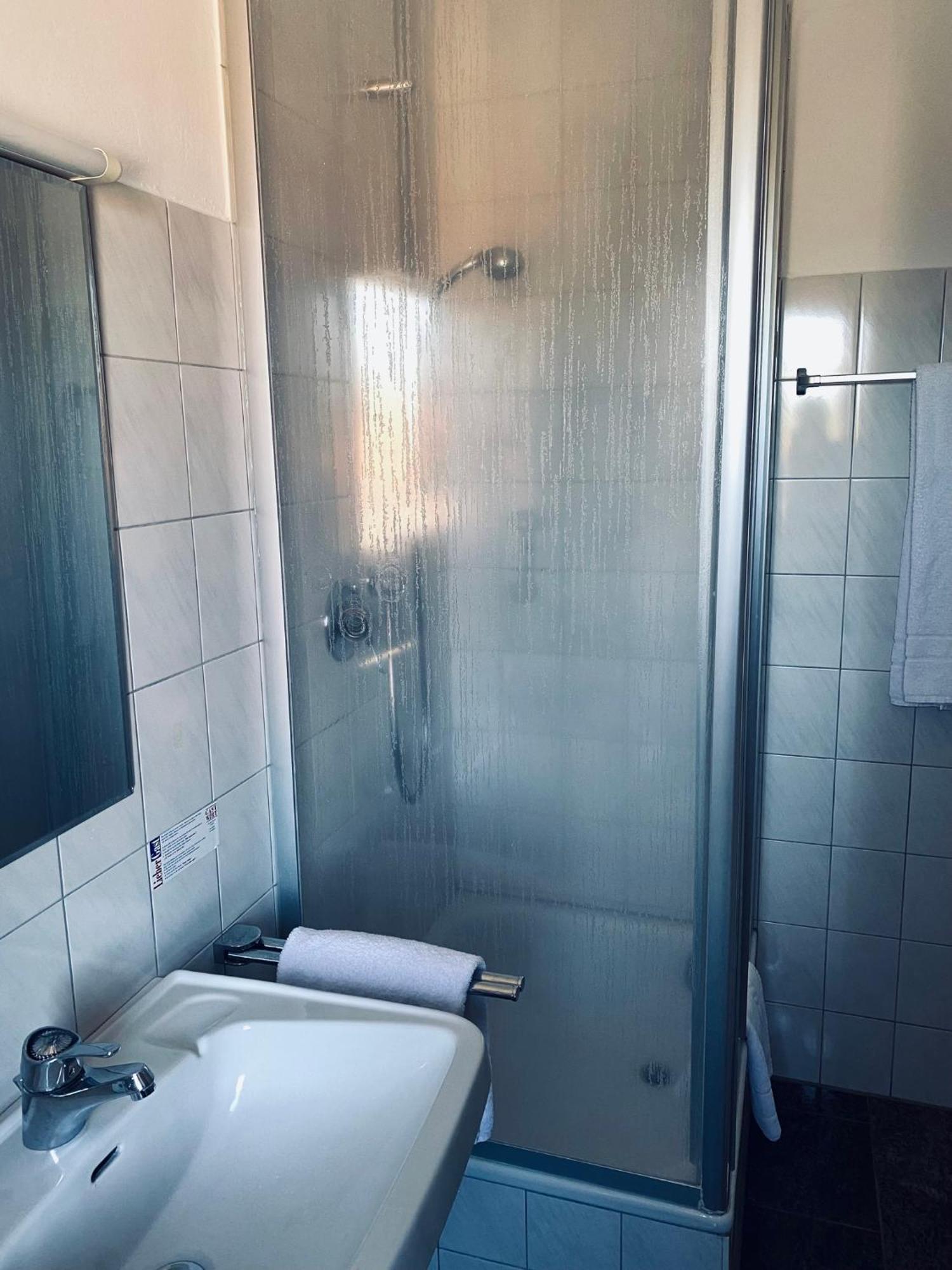 Ahorn-Zimmervermietung Schrobenhausen Extérieur photo